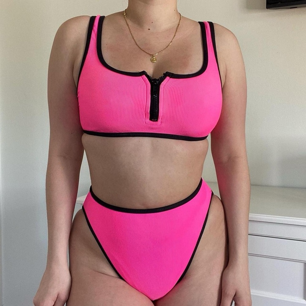 Vintage 90s Vibrant Pink Women's Swim Set